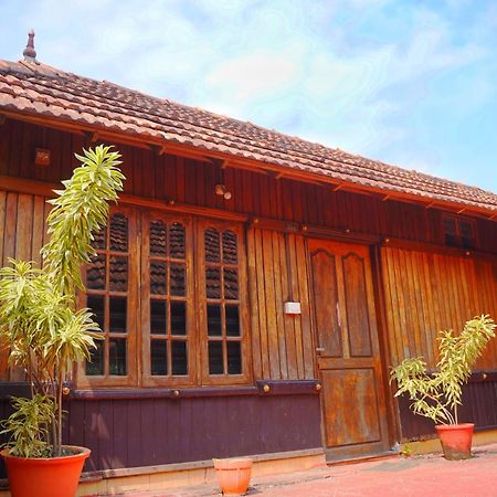 Moon Waves Beach Hotel Varkala Exteriér fotografie
